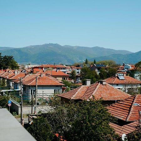 Rose Valley Apartment Казанлык Экстерьер фото