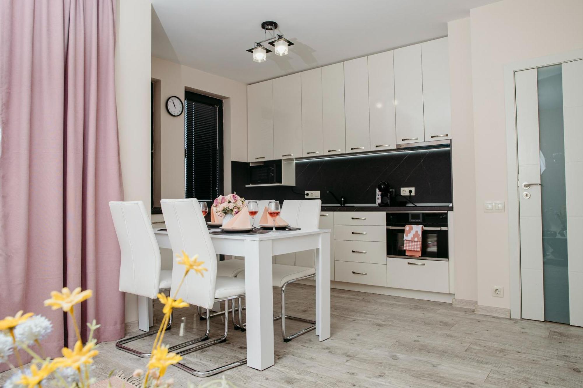 Rose Valley Apartment Казанлык Экстерьер фото